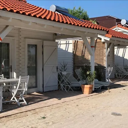 Apartament Apartament Tip Bungalow Casa Blanca